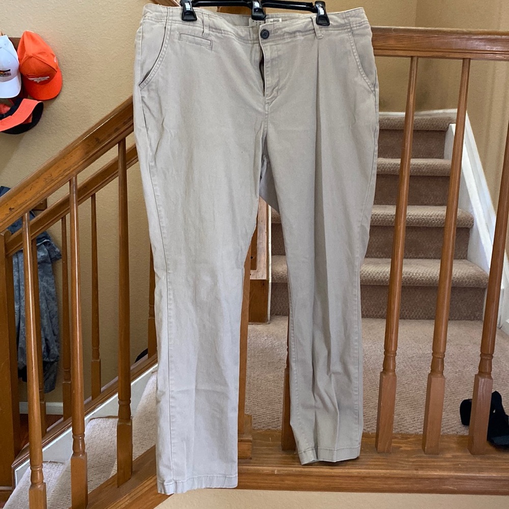 Size 14 stretch trousers. Super cute for fall and boots.
